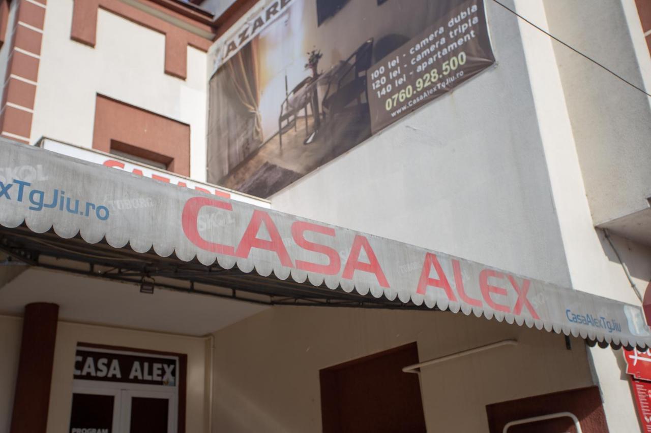 Casa Alex Hotel Targu Jiu Exterior photo